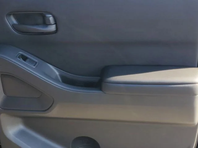 New 2026 Boulder Gray Pearl Nissan Crew Cab SV image 28