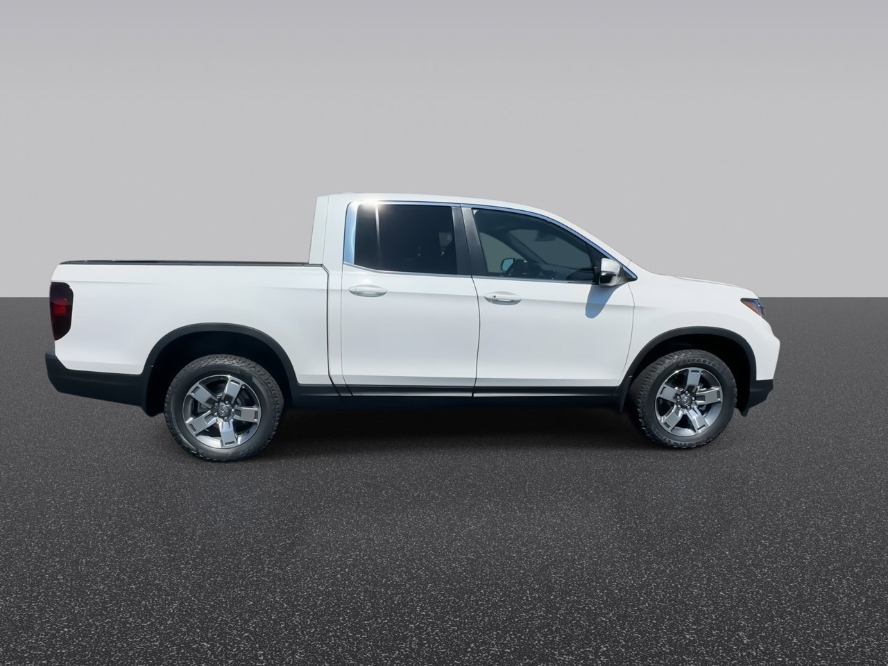 New 2026 Platinum White Pearl Honda RTL AWD image 9