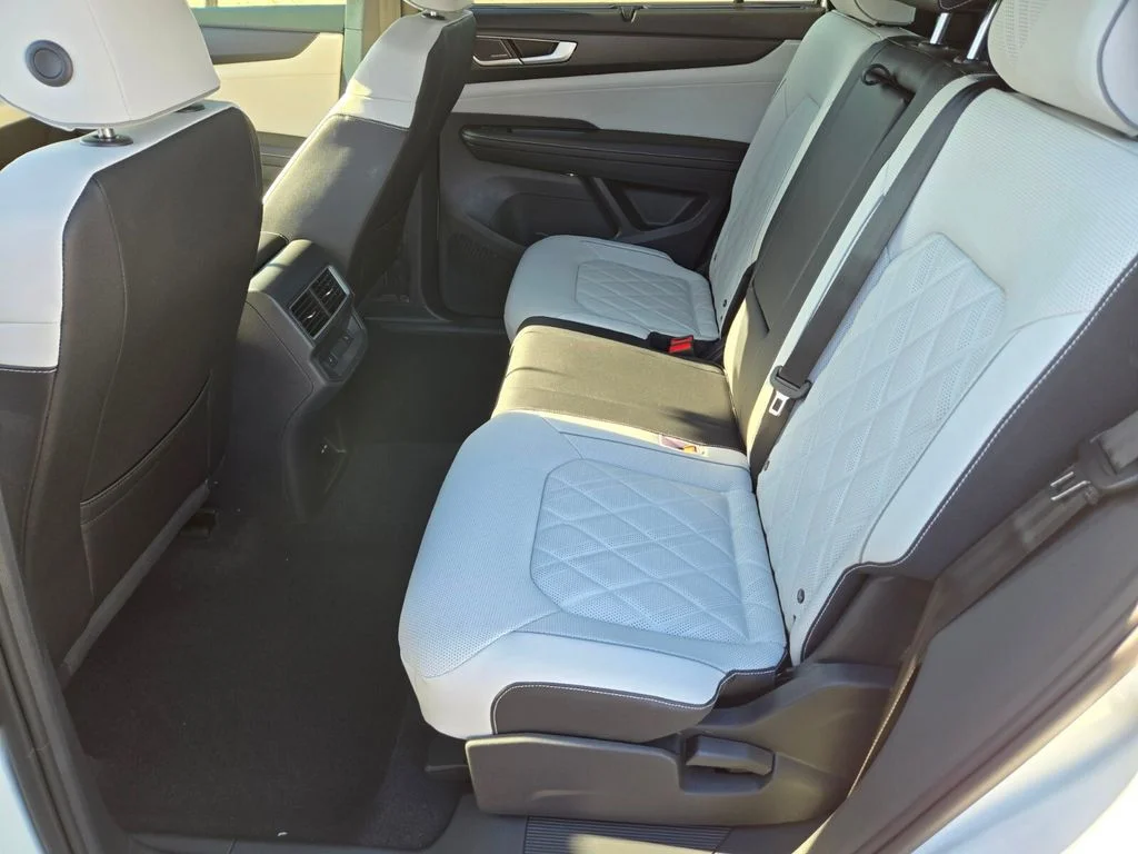 New 2026  Volkswagen 2.0T SEL Premium R-Line image 7