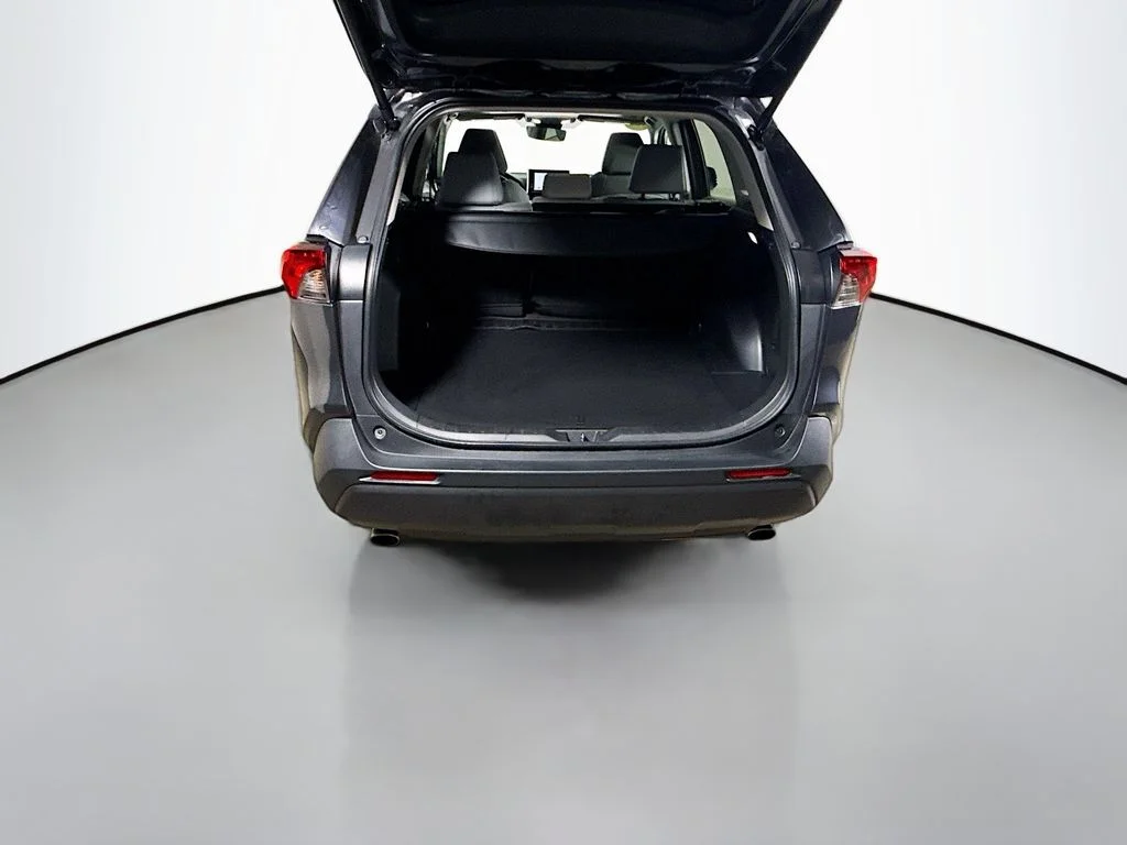 Used 2024 Magnetic Gray Metallic Toyota XLE Premium image 10