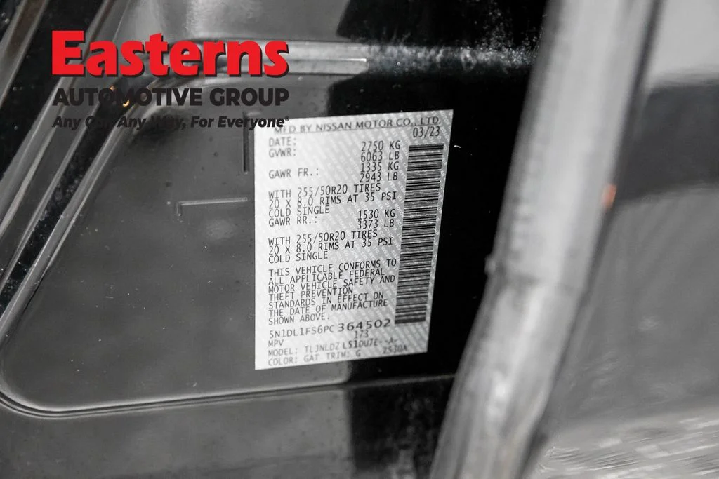 Used 2023 Black INFINITI LUXE image 40
