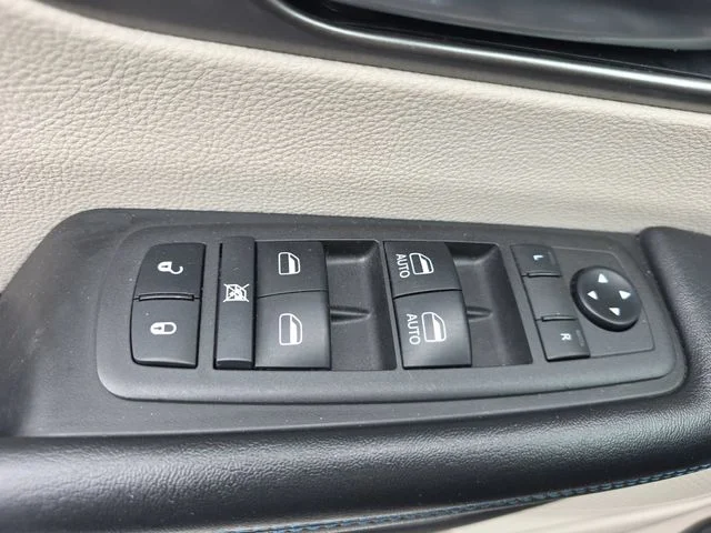 Used 2021 White Chrysler Touring L image 29