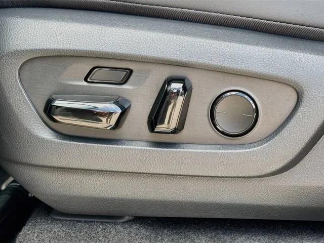 New 2026 Nebula Gray Pearl Lexus LUXURY PLUS image 27