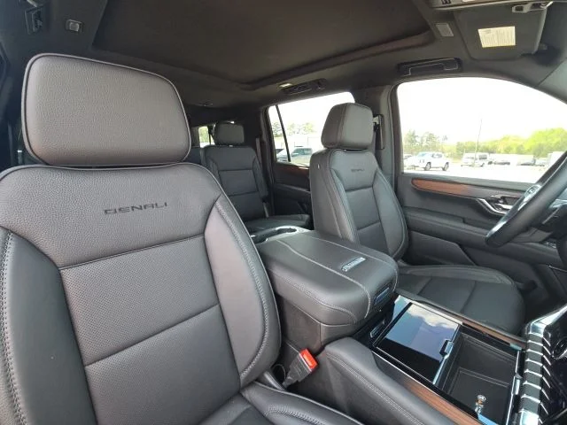 Used 2026 White GMC Denali image 23