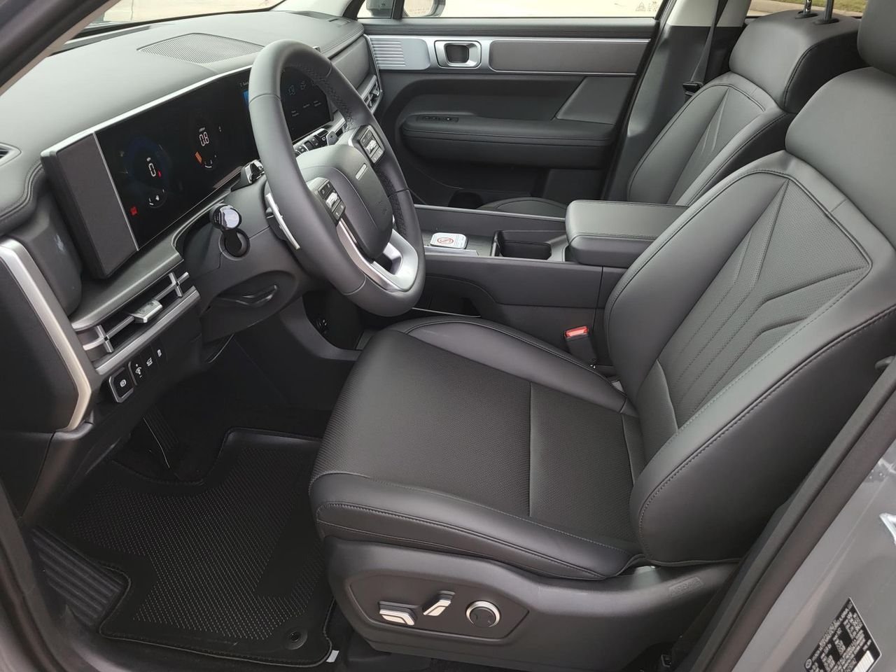 New 2026 Hampton Gray Hyundai SEL FWD image 16