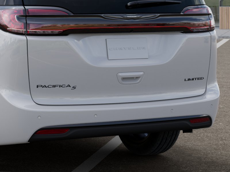 New 2026 Bright White Clear-Coat Exterior Paint Chrysler Limited S image 39