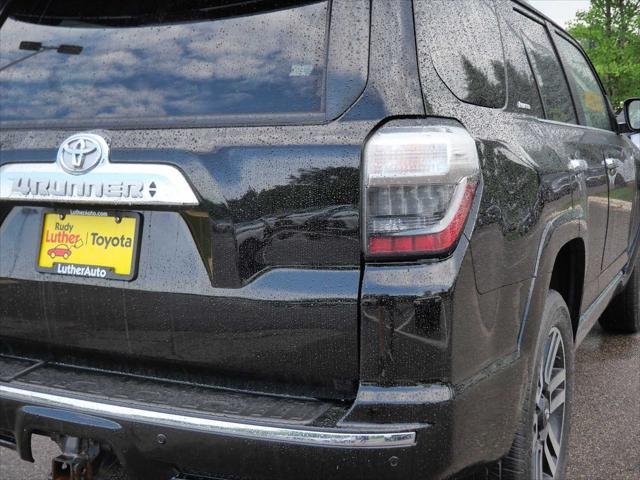 Certified Used 2022 MIDNIGHT BLACK METAL Toyota  image 17