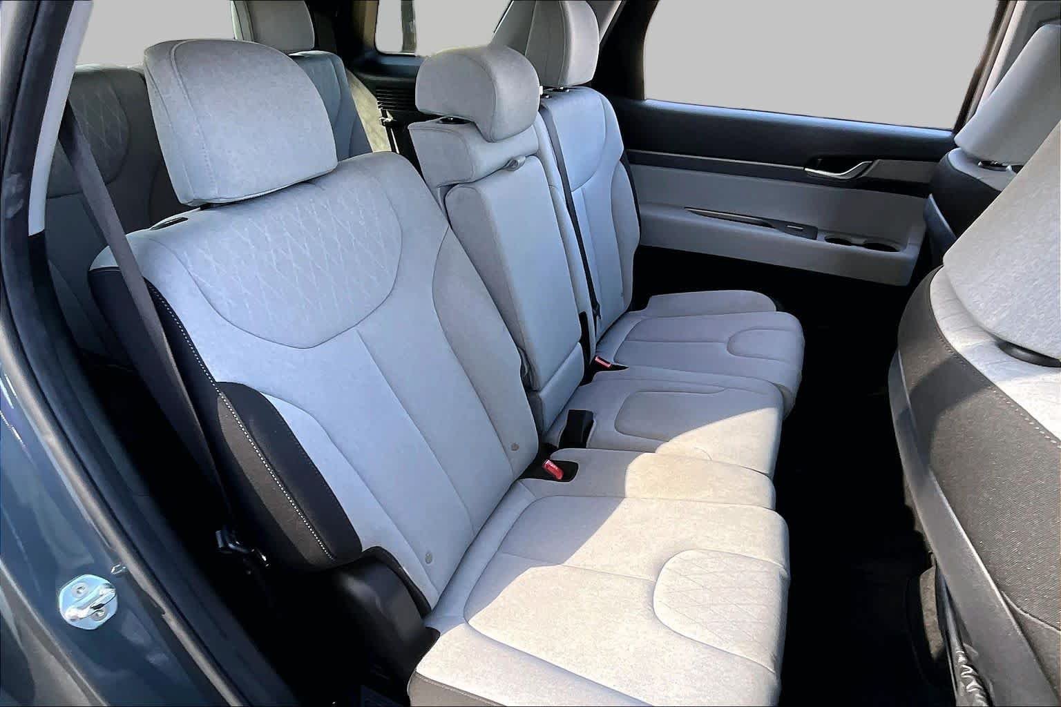 Used 2021 Steel Graphite Hyundai SE image 19