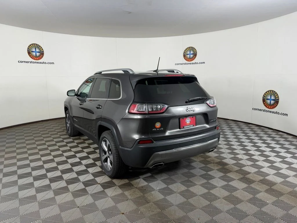 Used 2019 Granite Crystal Clearcoat Metallic Jeep Limited image 21