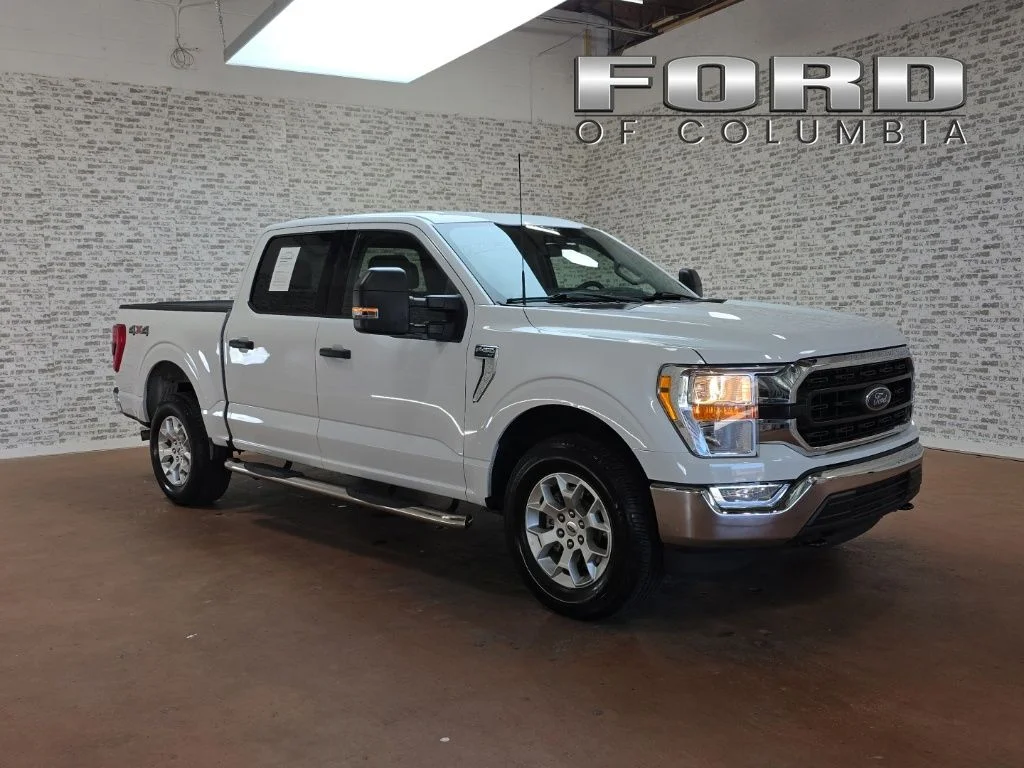 Used 2021 White Ford XLT image 1