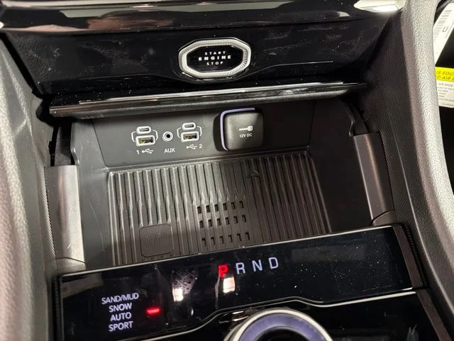 New 2026 White Jeep Altitude image 22