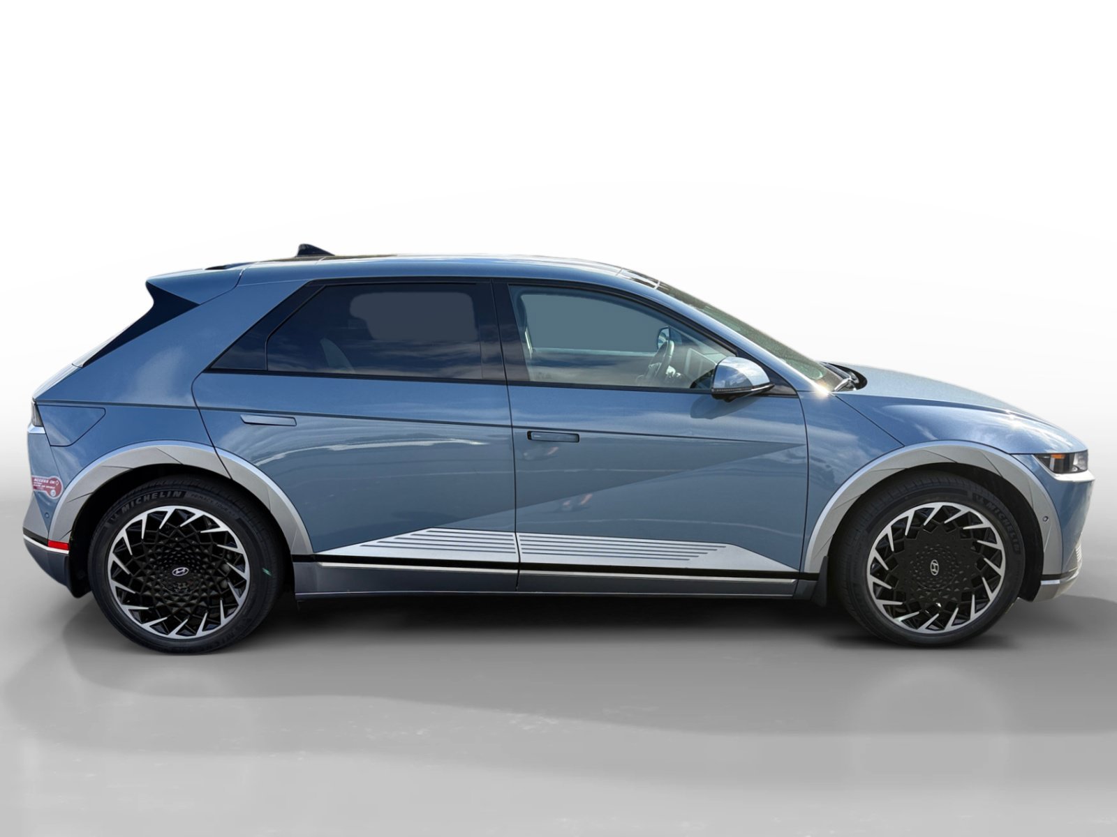 Used 2024 Blue Hyundai Limited image 6