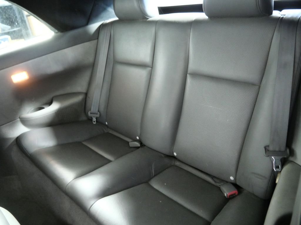 Used 2004 Black Toyota SLE image 19