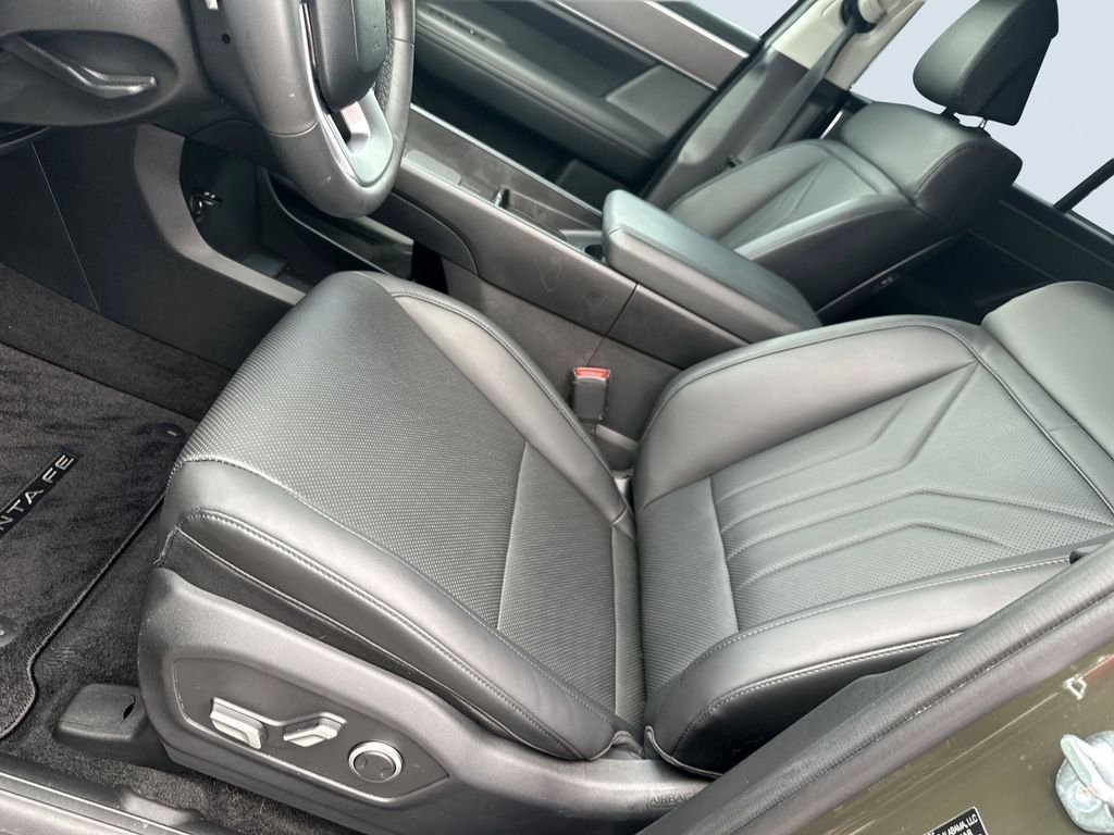 Used 2025 Rockwood Green Hyundai SEL image 11