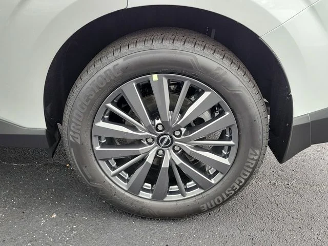 New 2026 Everest White Pearl TriCoat Nissan SL image 8