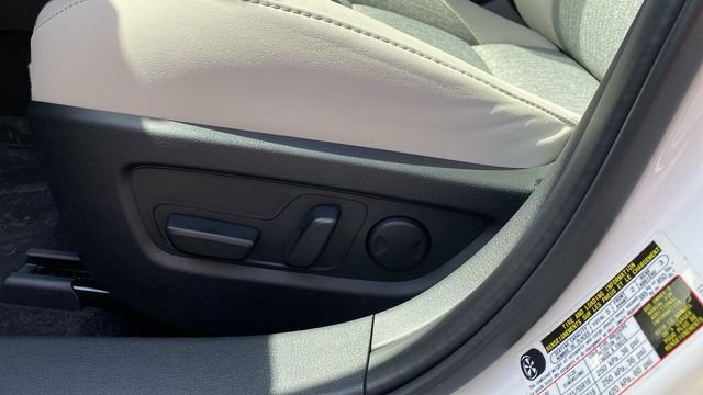 New 2026 Snowflake White Pearl Mazda 2.5 S Aire Edition image 19