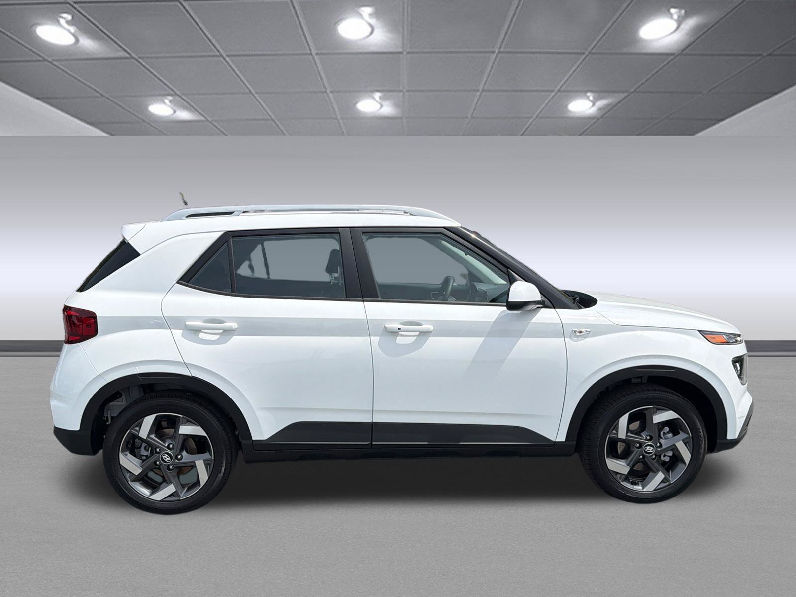 New 2026 Lunar White Hyundai SEL image 4