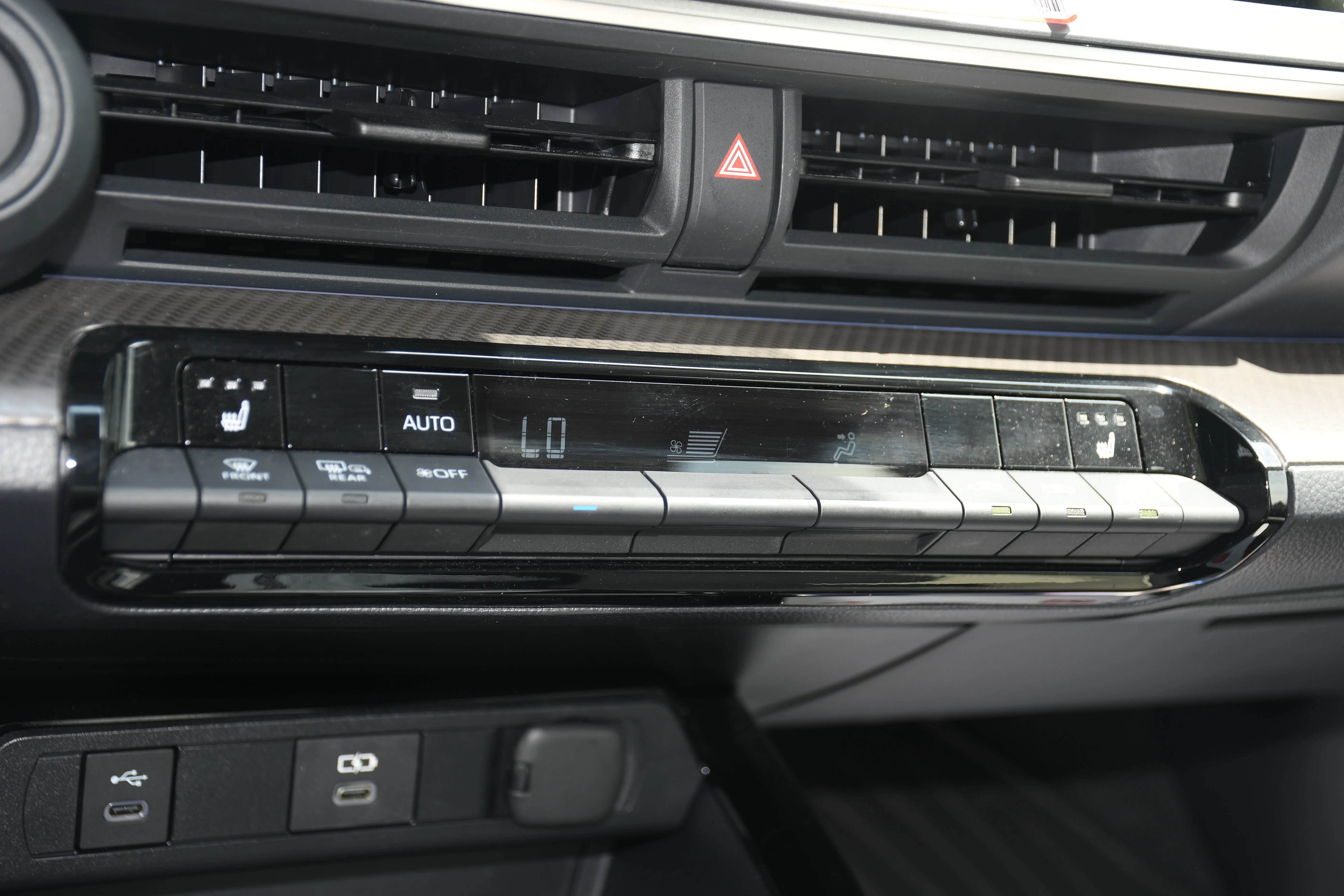 Used 2025 Beige Toyota XLE image 14
