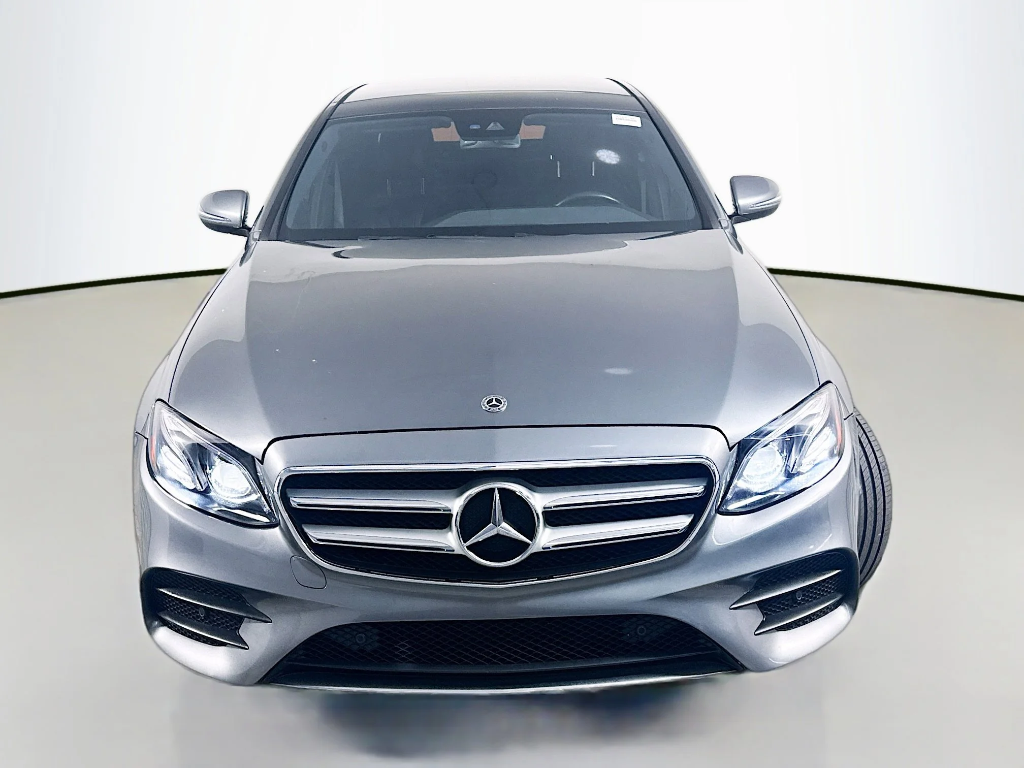 Used 2018 Selenite Gray Metallic Mercedes-Benz E 300 image 2