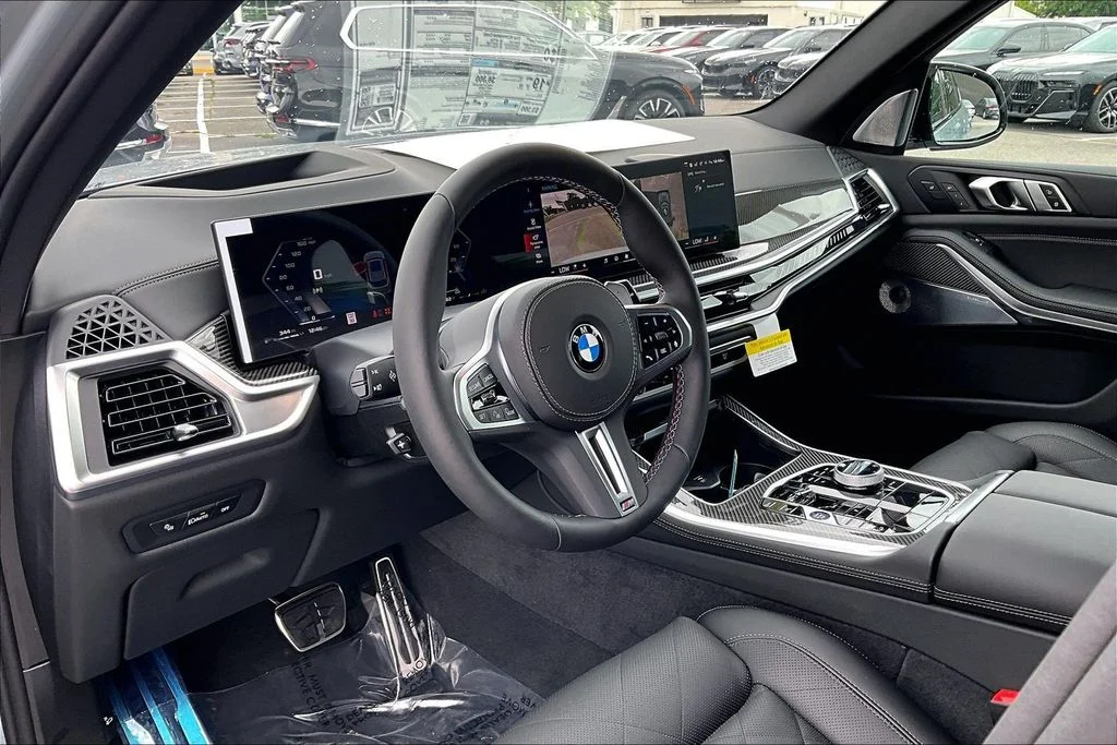 New 2026 BMW X5 M60i 4D Sport Utility