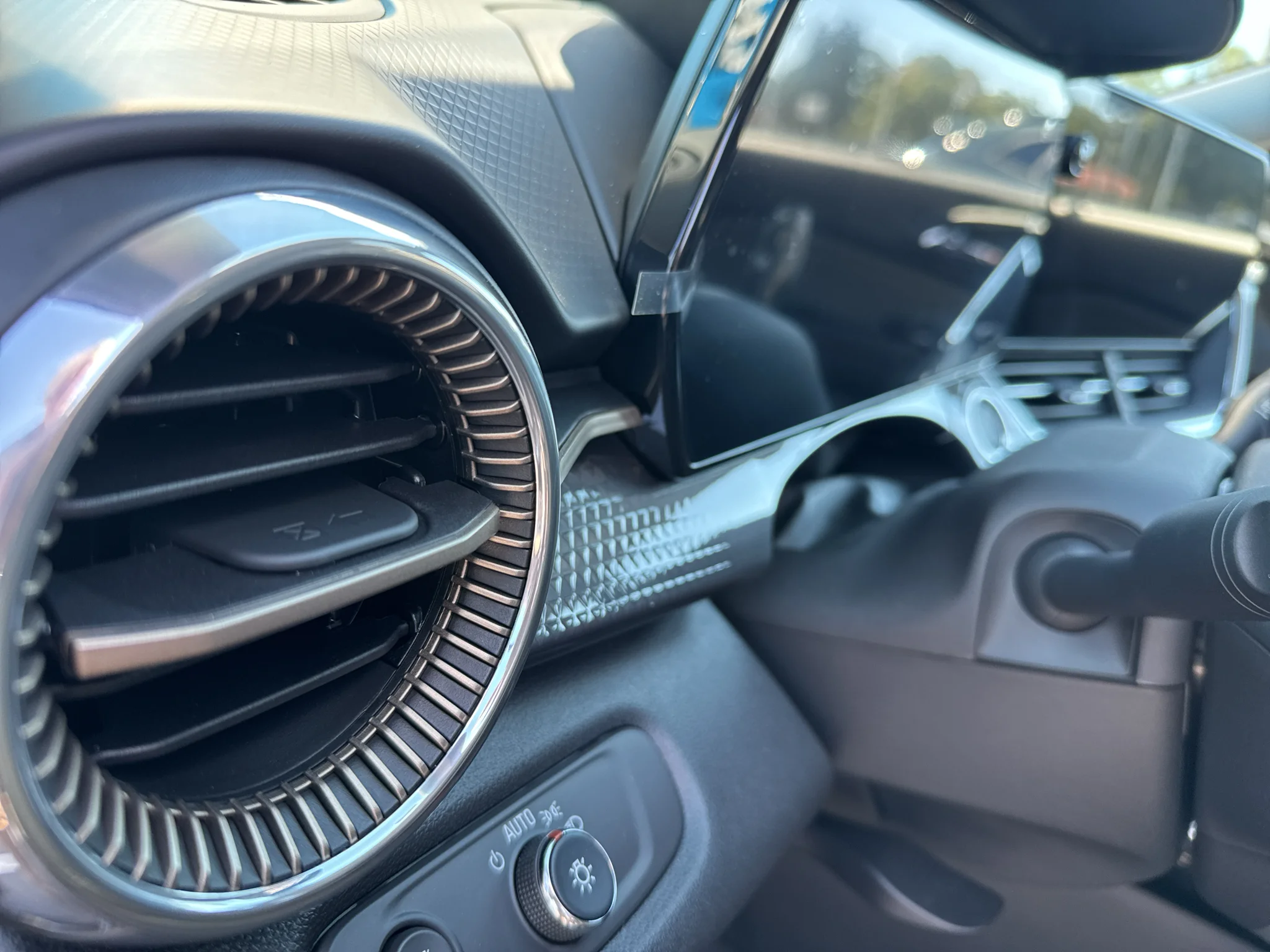 2026 Chevrolet Trax Activ - Photo 13