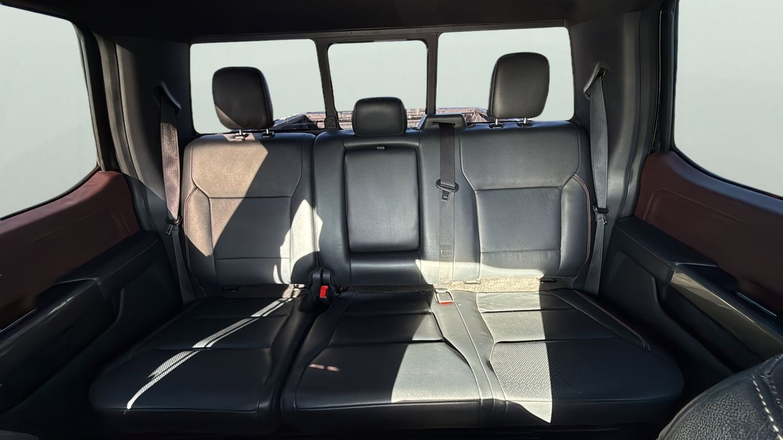 Used 2022 Black Ford Lariat image 53