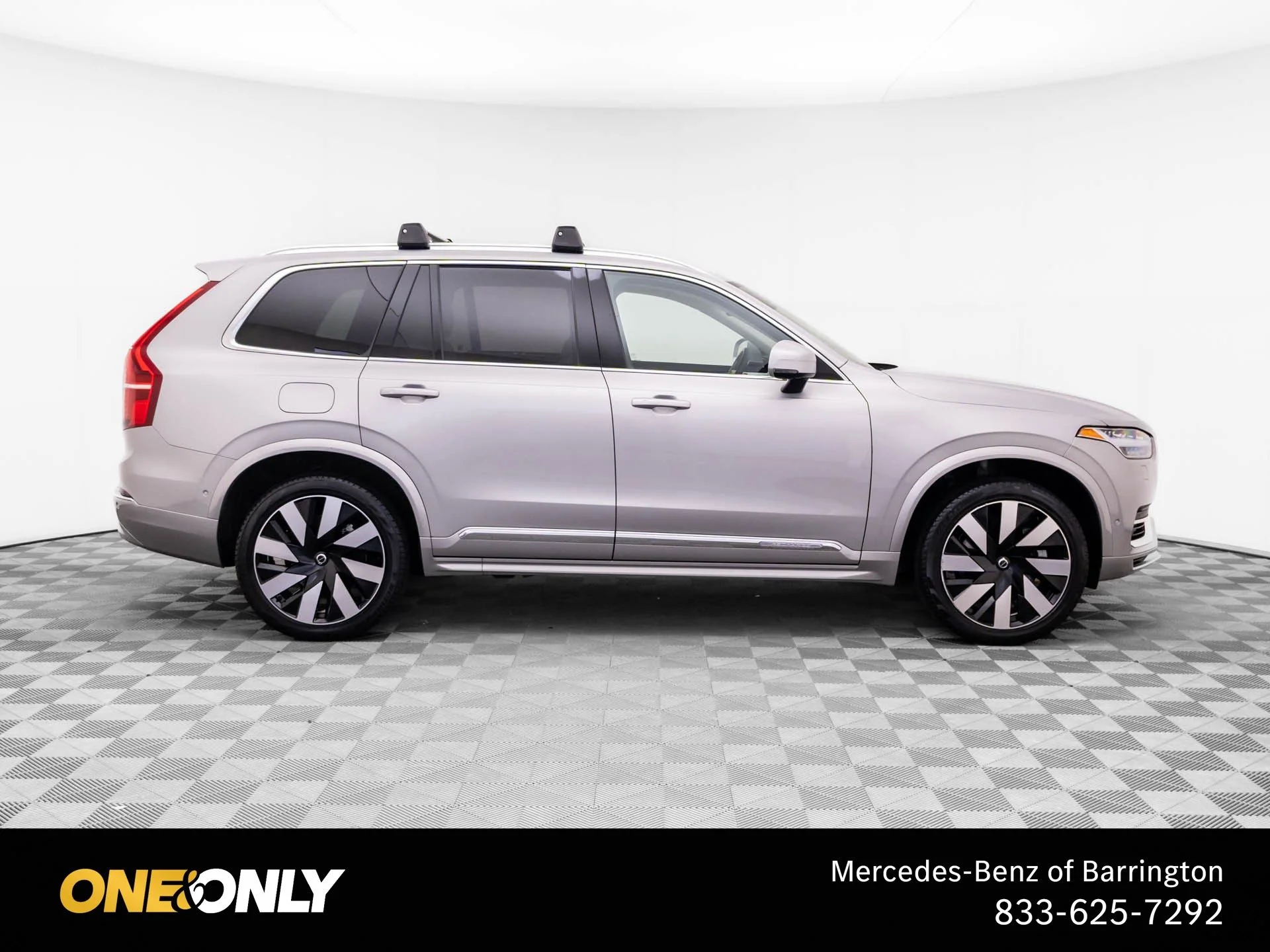 Used 2024 Silver Volvo Ultimate image 6