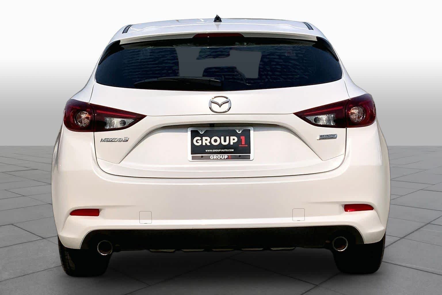 Used 2018 Snowflake White Pearl Mica Mazda Sport image 5