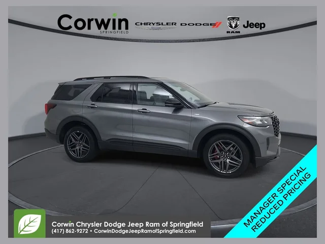 2025 Ford Explorer ST-Line