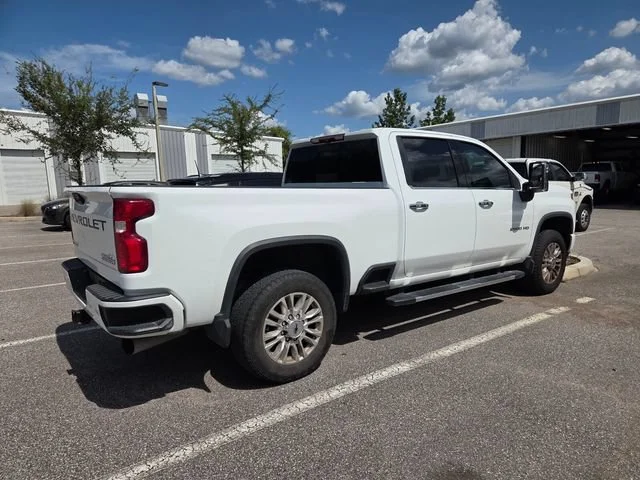 Used 2020 White Chevrolet High Country image 5