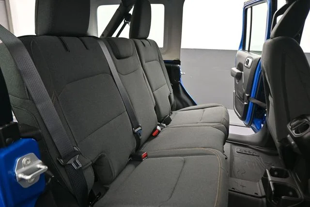 New 2026 Hydro Blue Pearl-Coat Exterior Paint Jeep Sport image 23