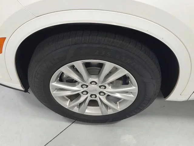 Used 2023 White Cadillac Luxury image 20