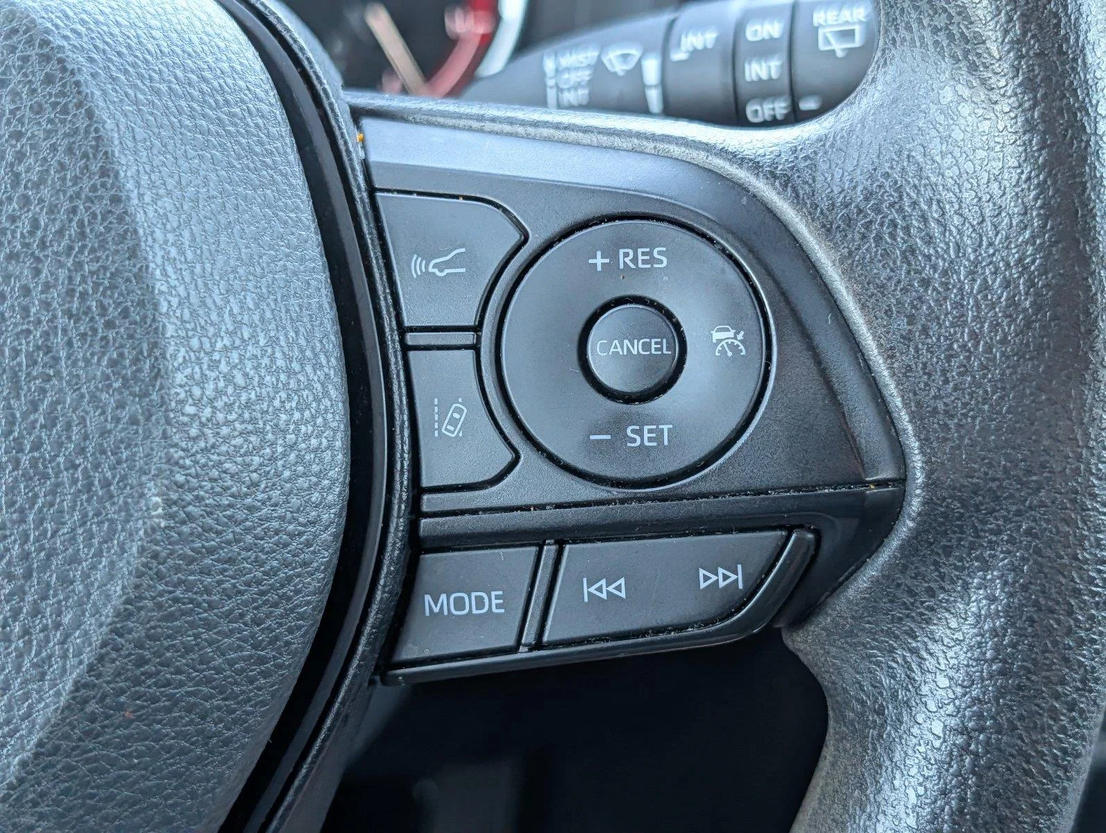 Used 2025 Midnight Black Metallic Toyota XLE image 25