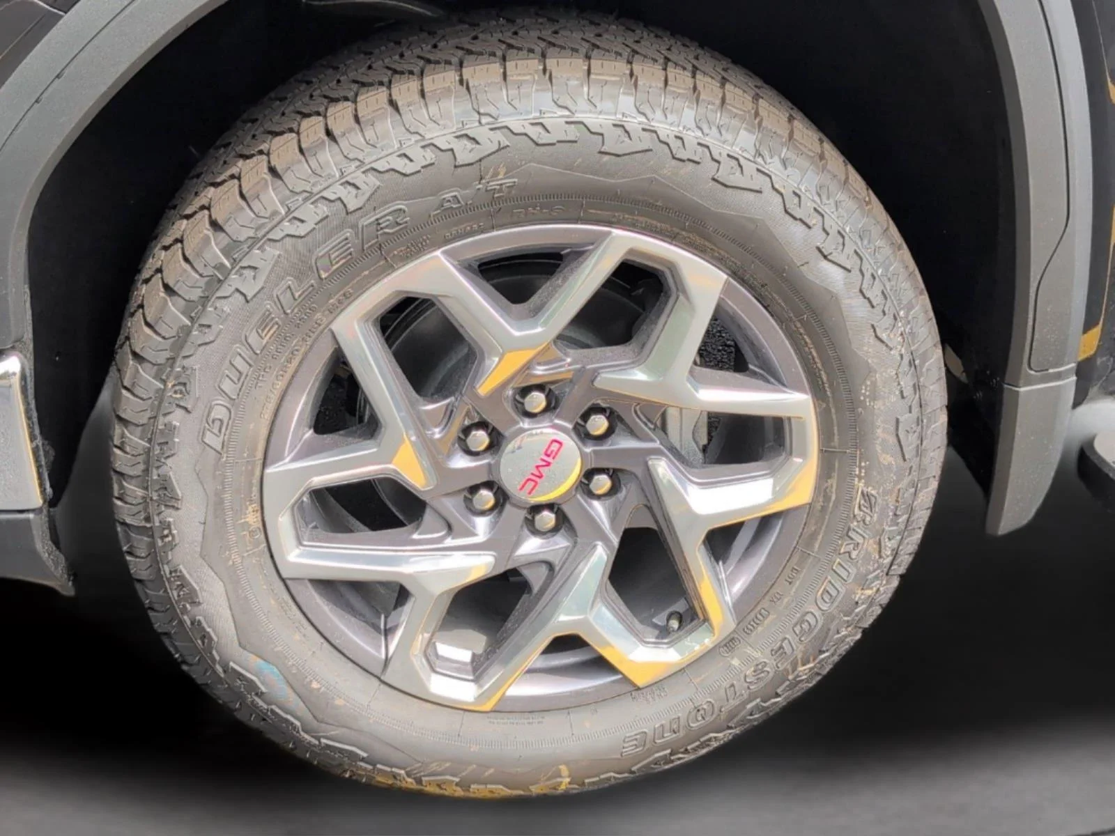 New 2026 Onyx Black GMC SLT image 36