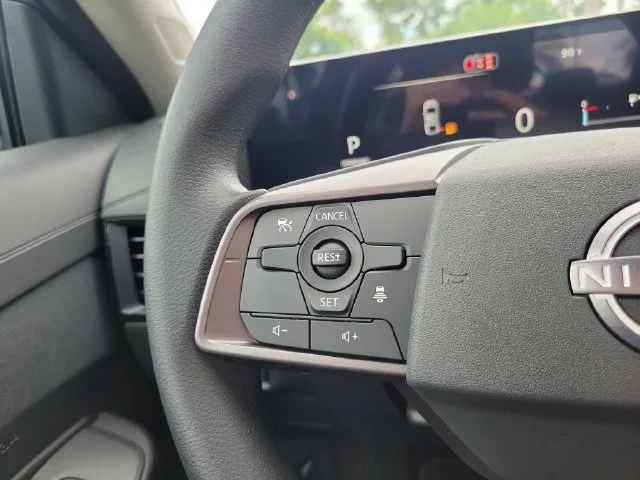 New 2027 Atlantic Gray Metallic Nissan SV image 18