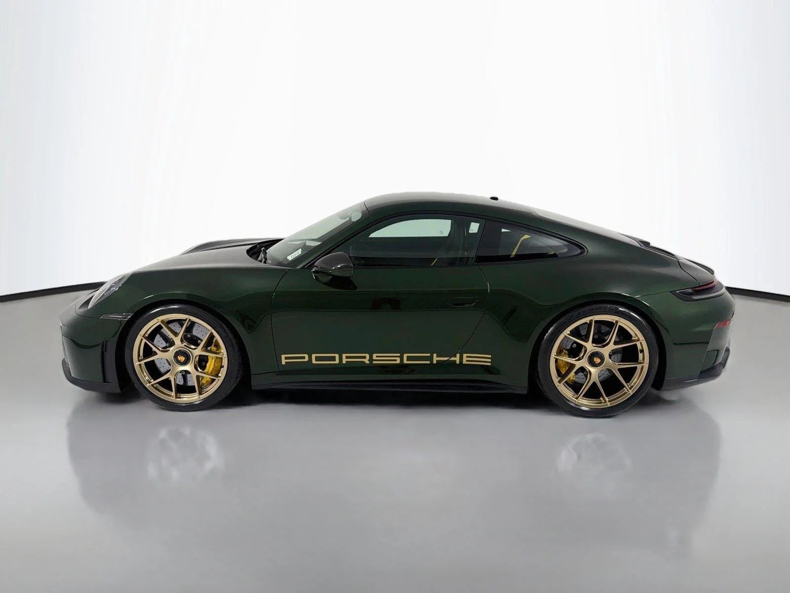 Certified Used 2026  PORSCHE  image 2