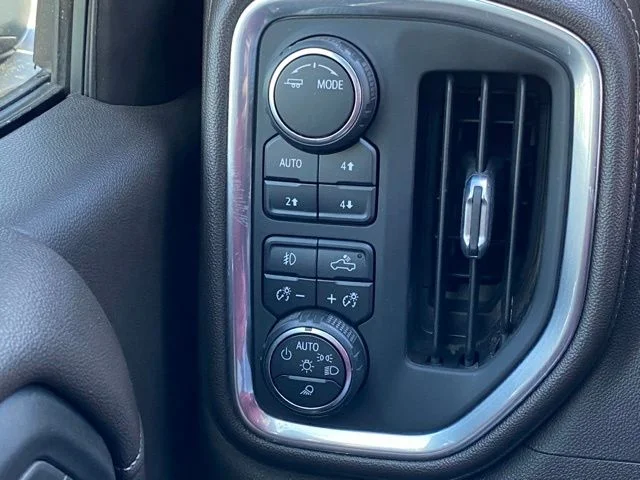 2021 Chevrolet Silverado 1500 LT Trail Boss - Photo 19