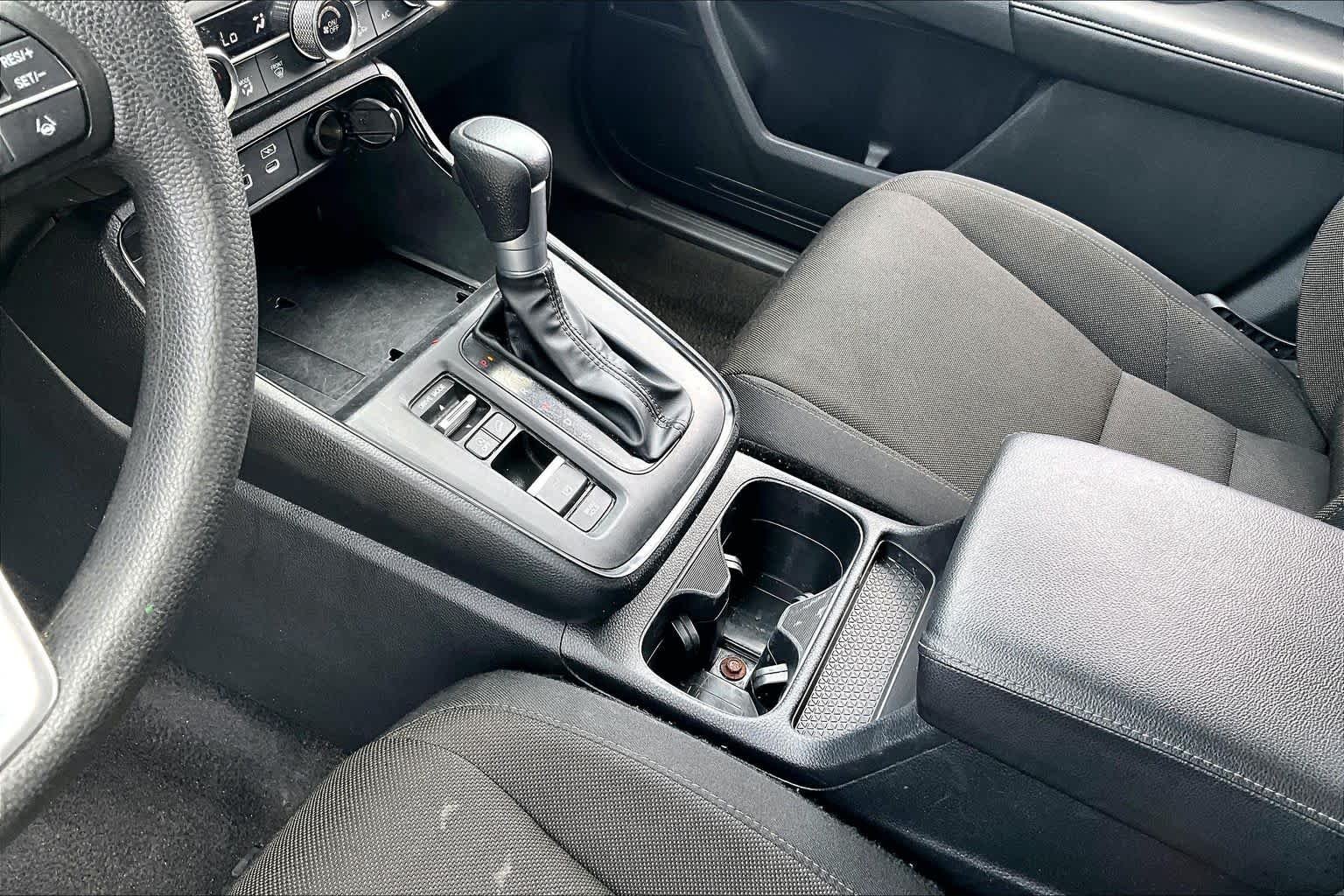 Used 2025 Urban Gray Pearl Honda EX image 14