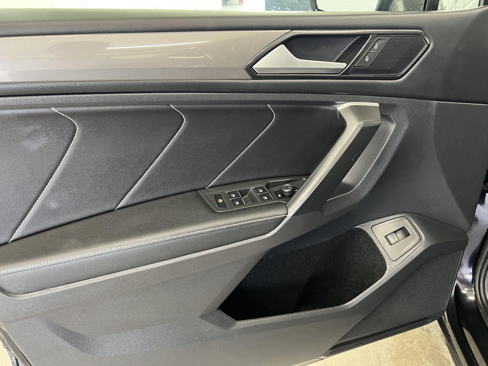 2024 Volkswagen Tiguan SE - Photo 12