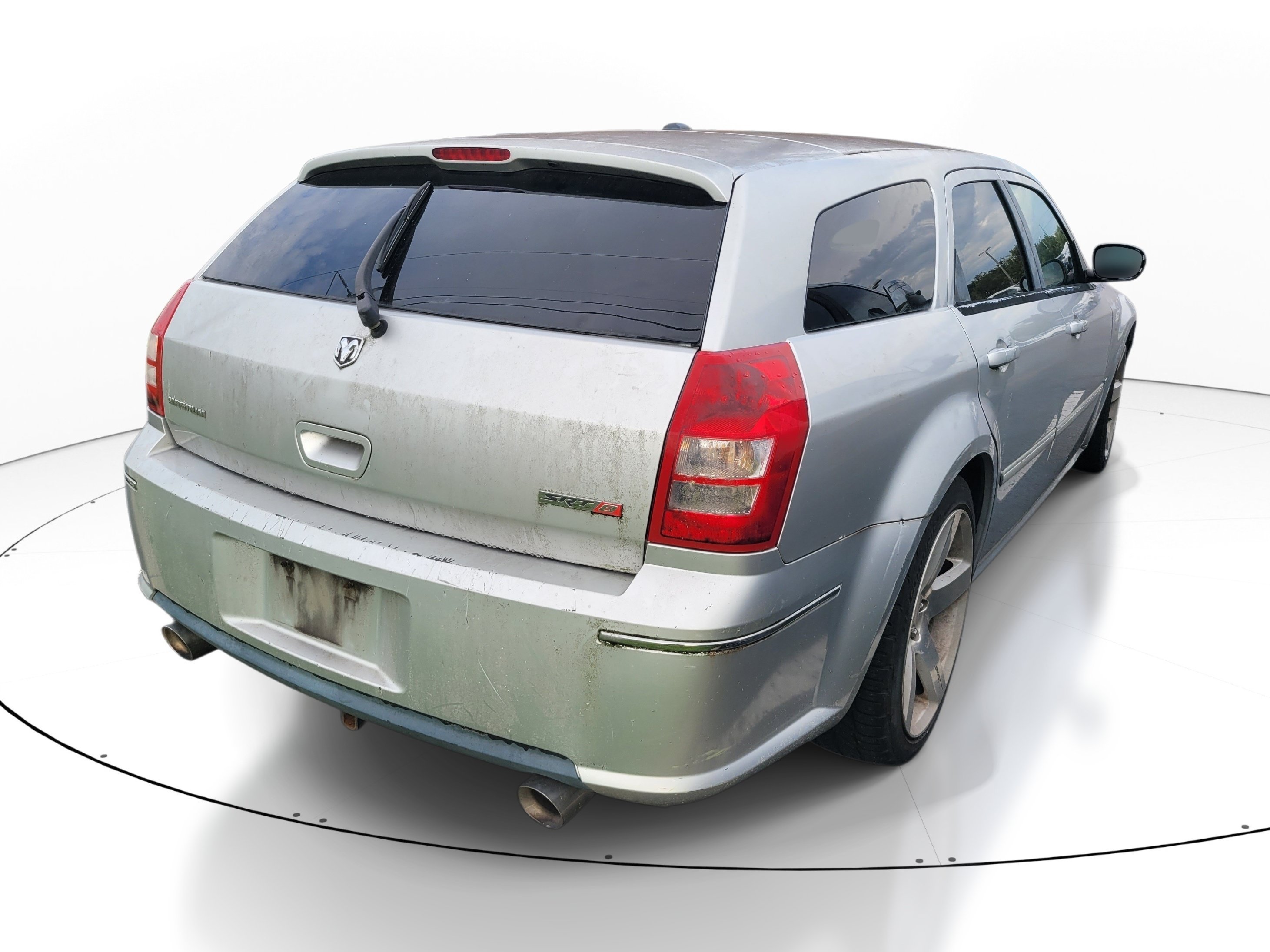 Used 2007 Bright Silver Metallic Dodge SRT8 image 4