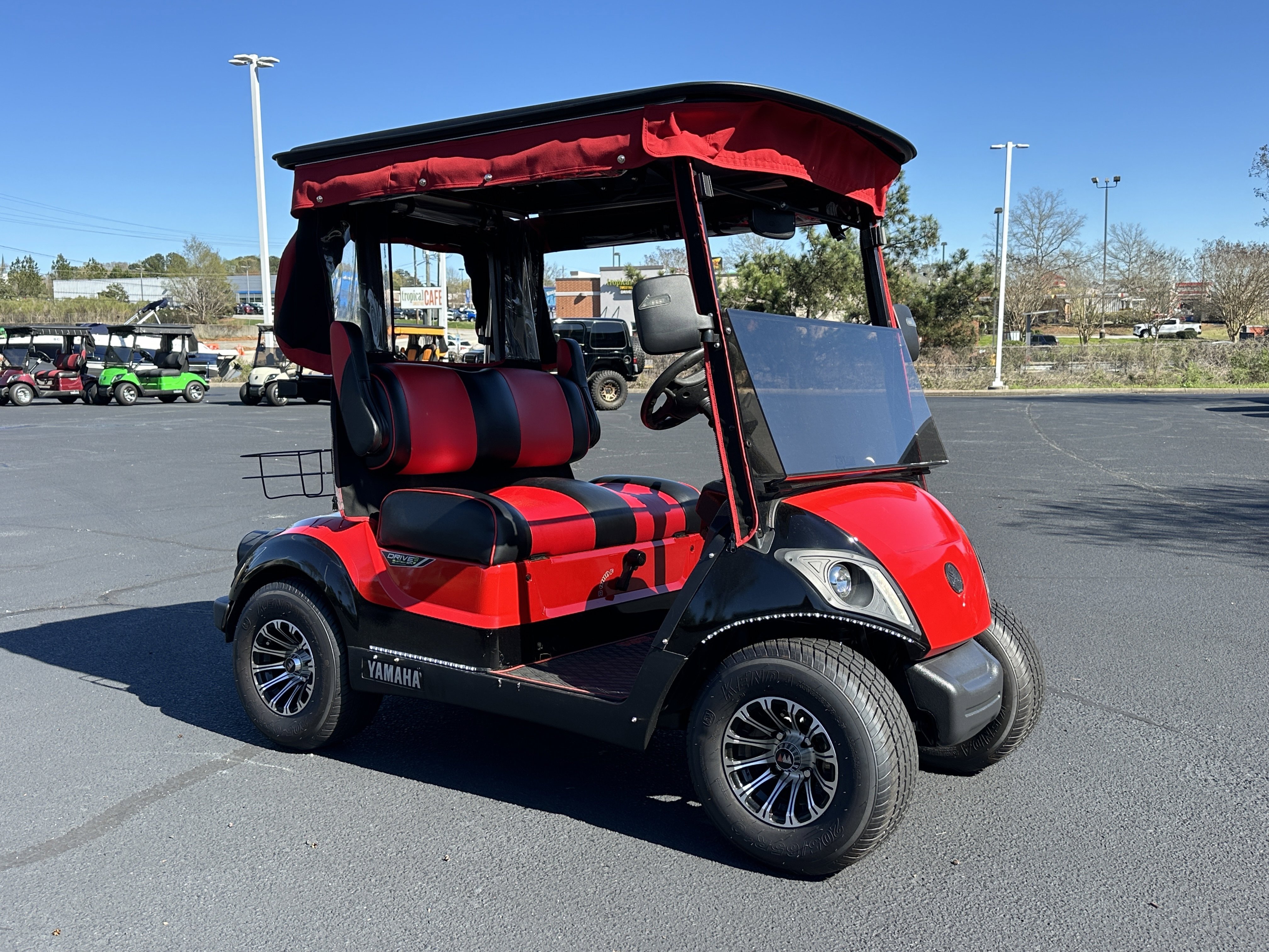 Used 2022 VIPER RED YAMAHA  image 2