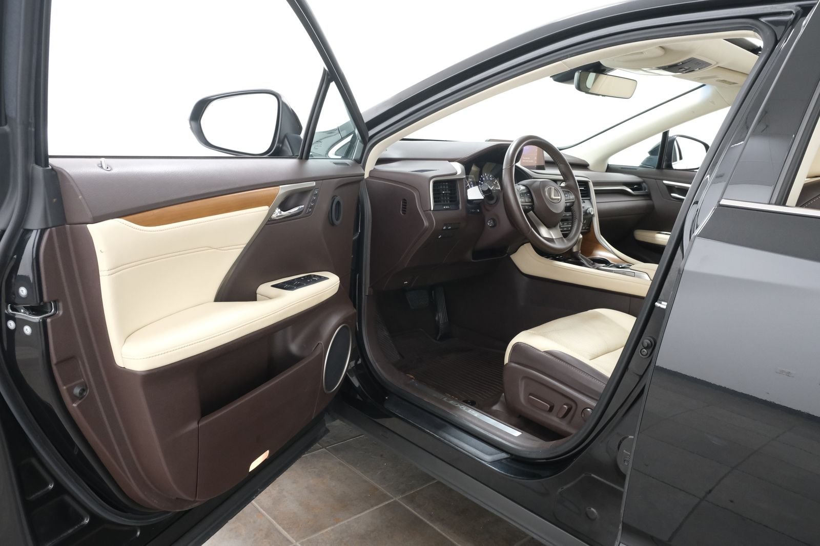 Used 2017 Caviar Lexus 350 image 25