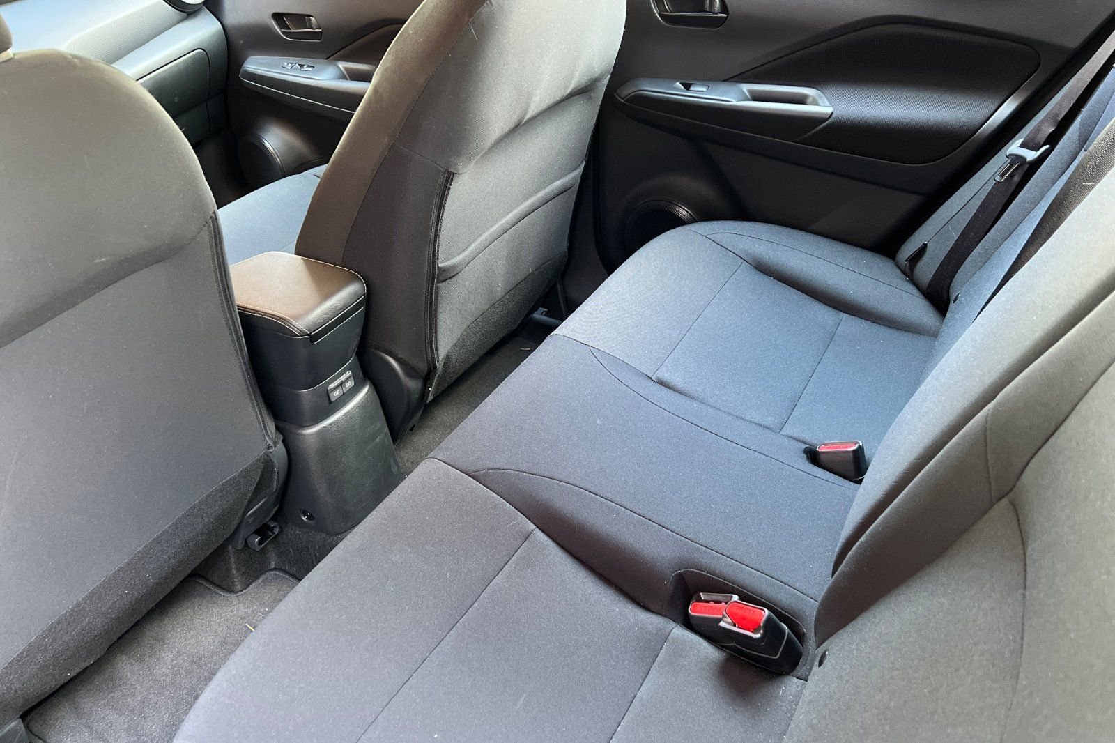 2025 Nissan KICKS PLAY Base - Photo 16