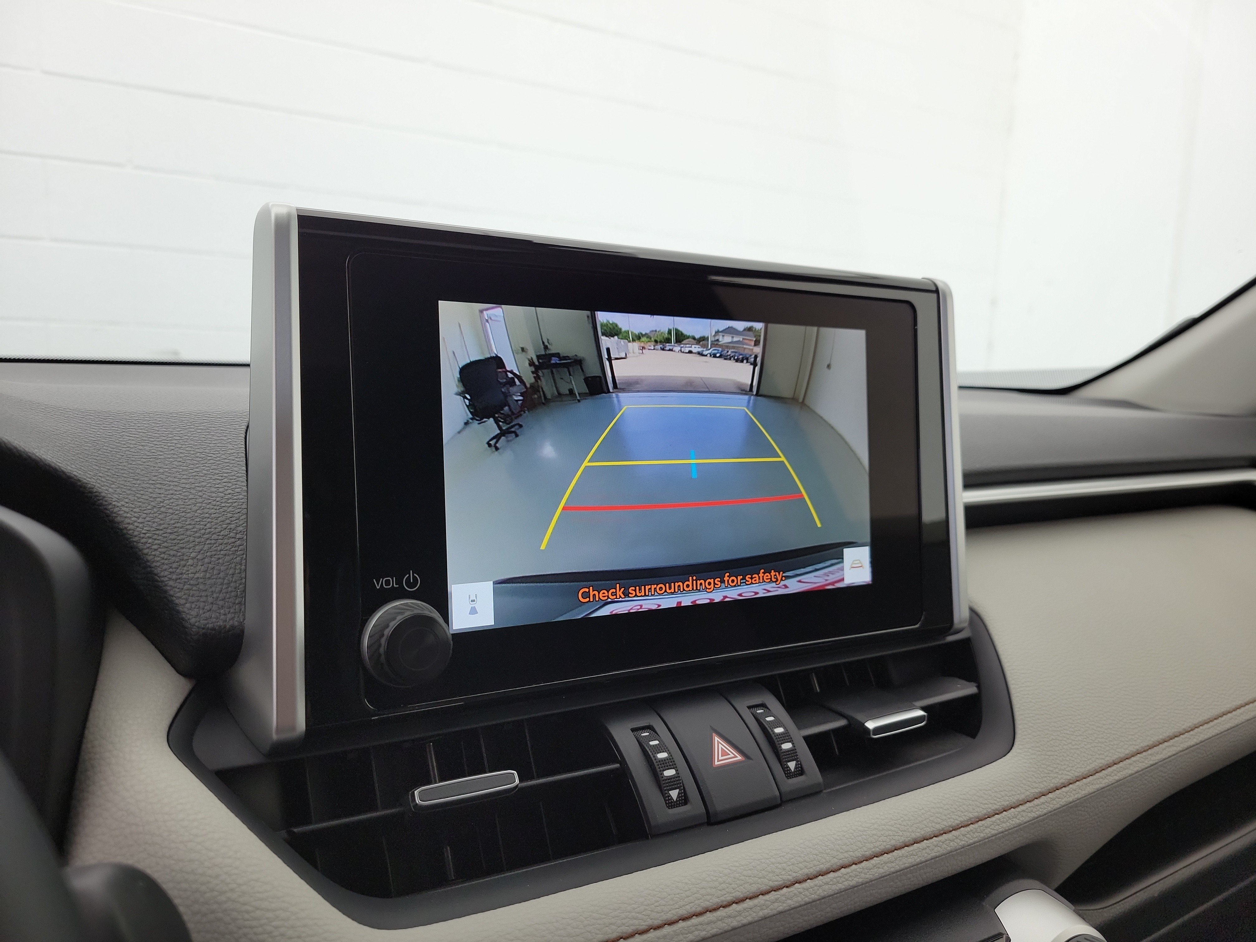 Used 2025 Magnetic Gray Metallic Toyota XLE Premium image 29