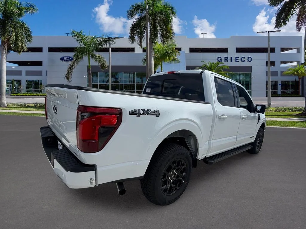 New 2026 White Ford XLT image 7