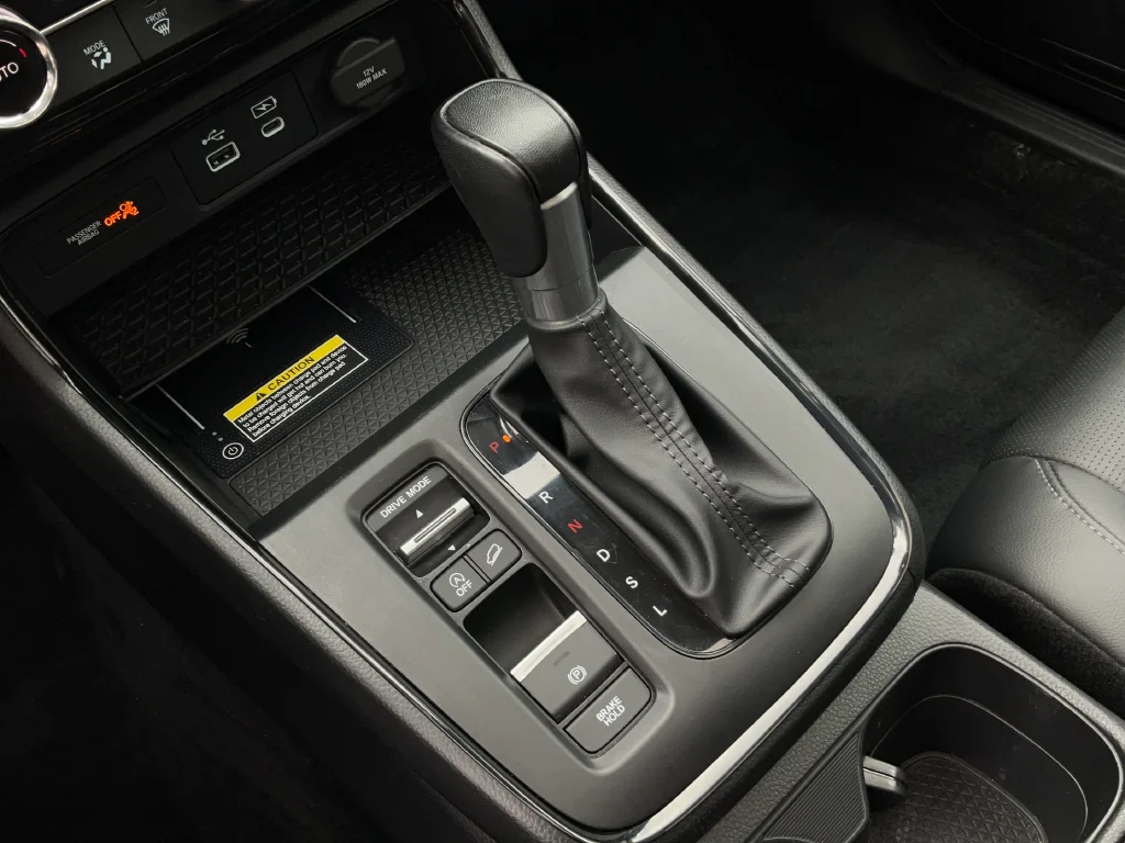 Used 2024 Black Honda EX-L image 21