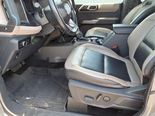 Used 2023 Gray Ford Wildtrak image 17