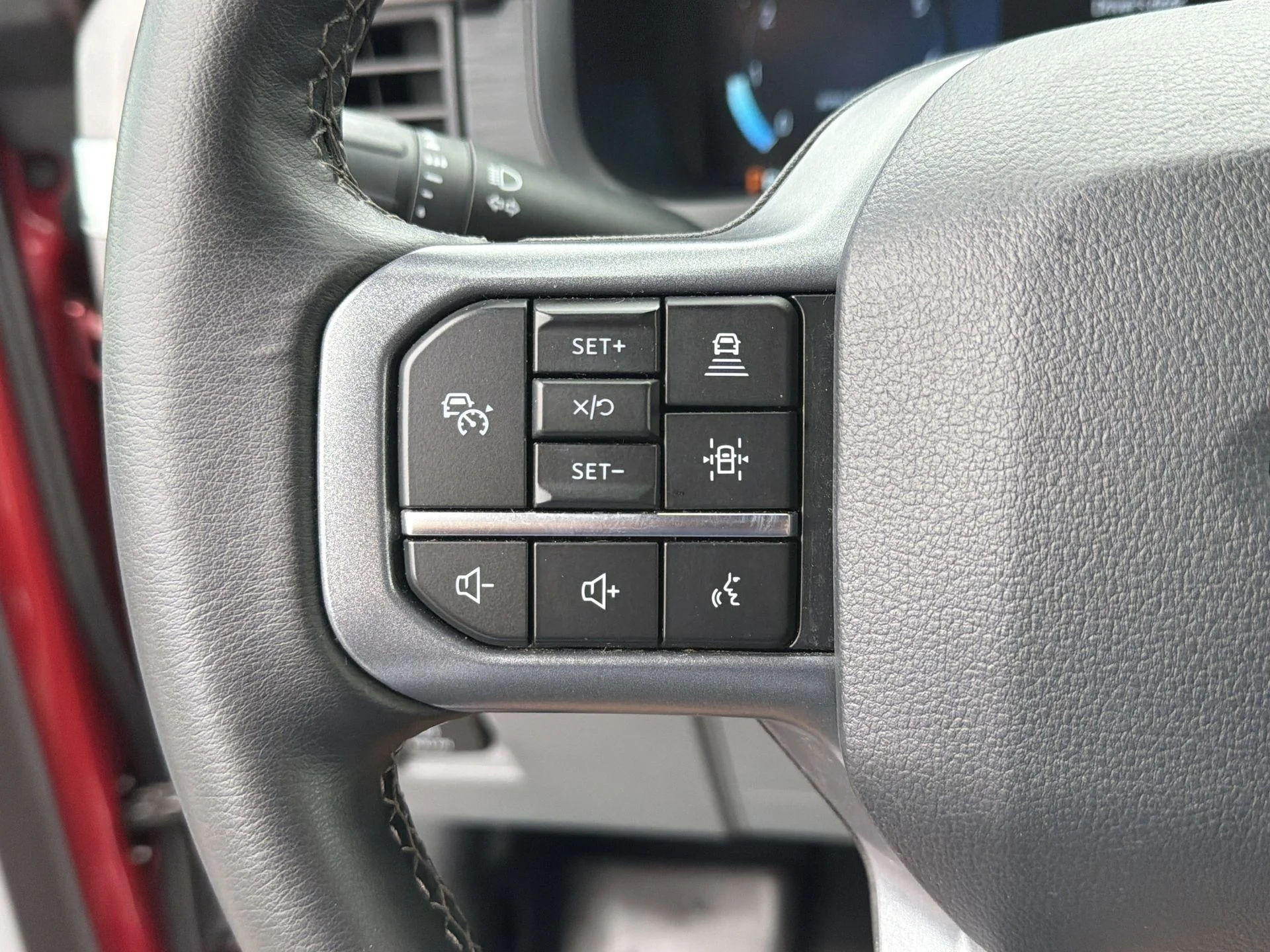 Used 2024 Red Metallic Ford XLT image 15