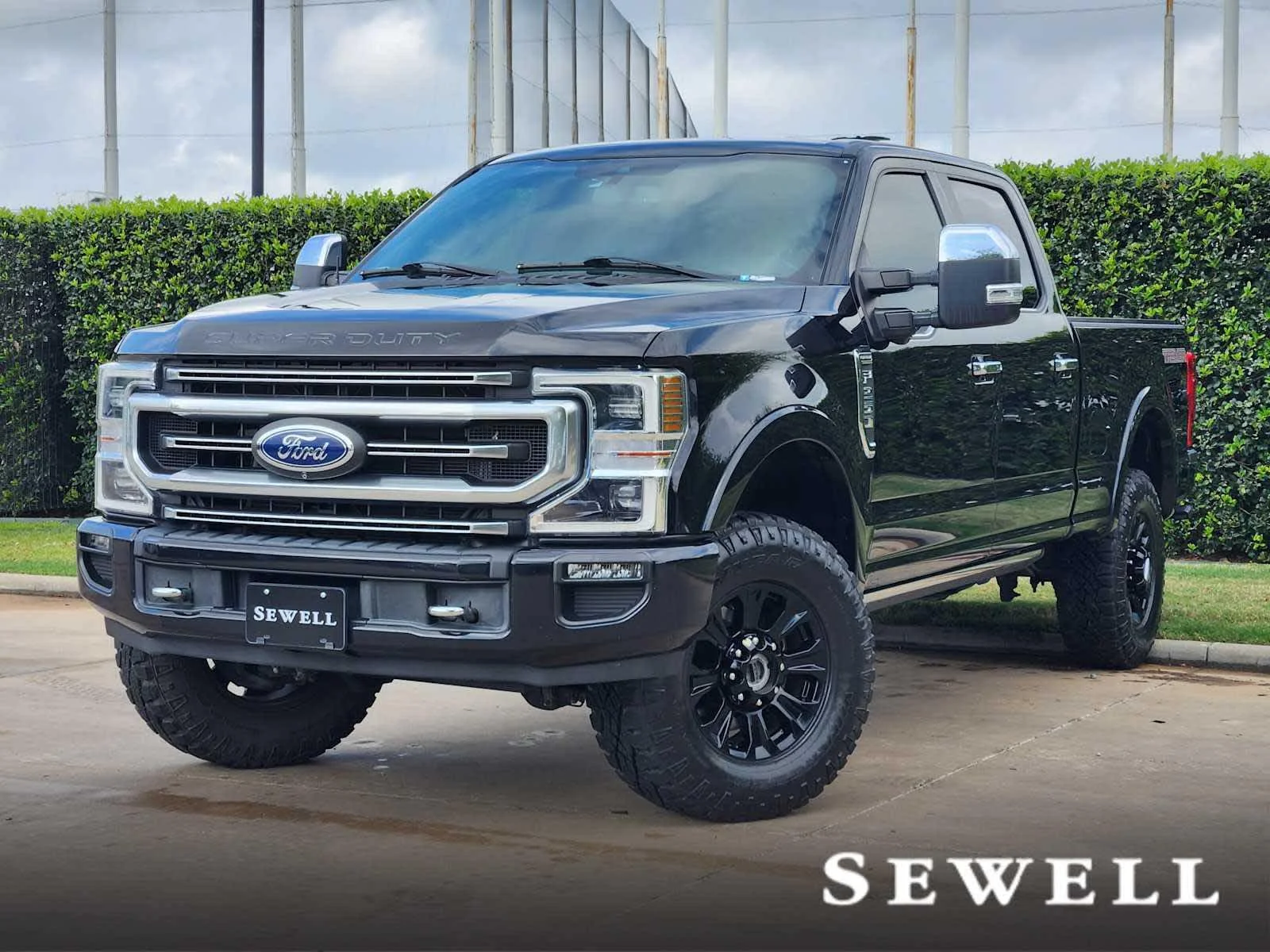 2022 Ford F-250 Platinum 4x4 Crew Cab 8' Box's photo