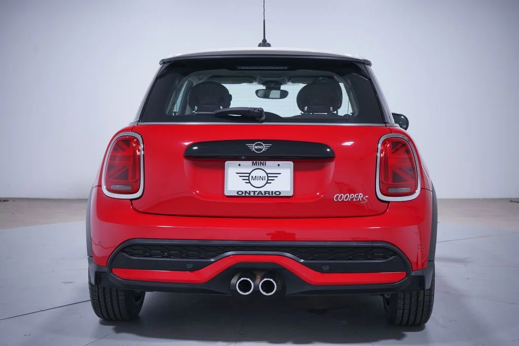 Certified Used 2024 Chili Red MINI  image 5
